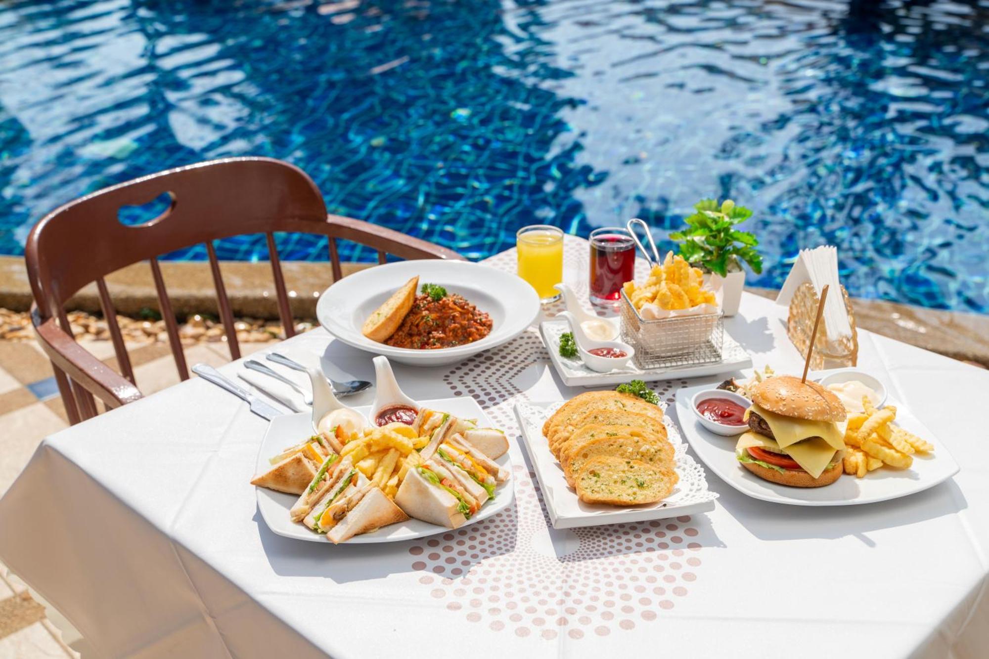 Phuket Leelavadee Hua Ting Resort Patong Extérieur photo
