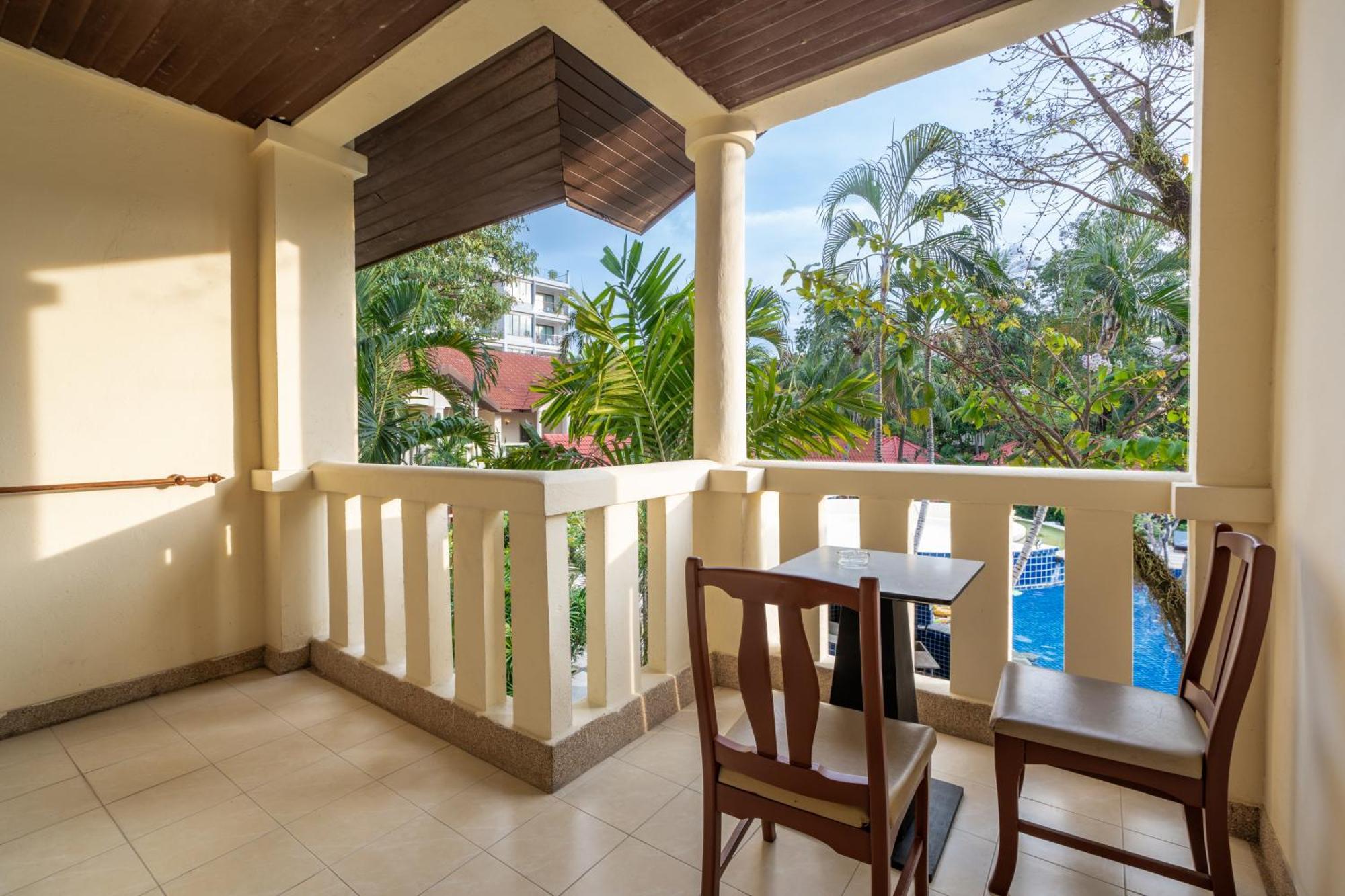 Phuket Leelavadee Hua Ting Resort Patong Extérieur photo